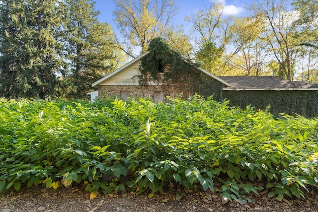 view of home's exterior