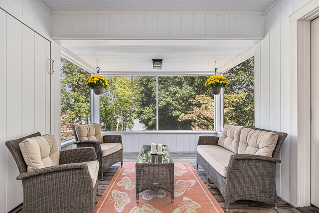 view of sunroom / solarium