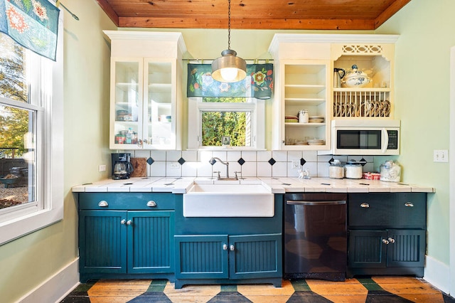 bar with sink, tasteful backsplash, wooden ceiling, and dishwasher