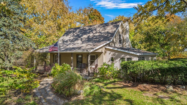 view of front of property with covered porch