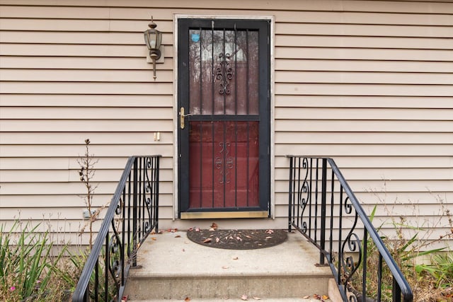 view of property entrance