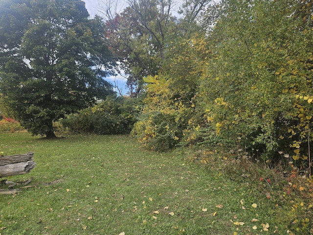 238 Pine St, Benton Harbor, MI 49022