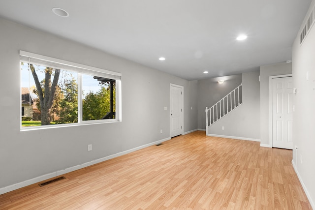 empty room featuring light hardwood / wood-style flooring