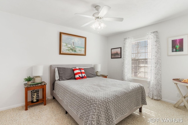 bedroom with ceiling fan