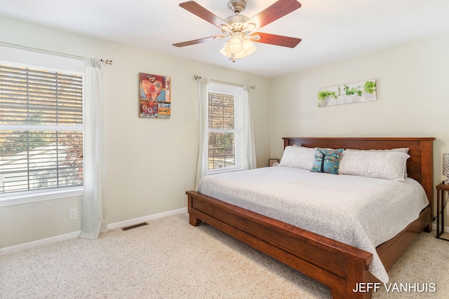 bedroom with ceiling fan