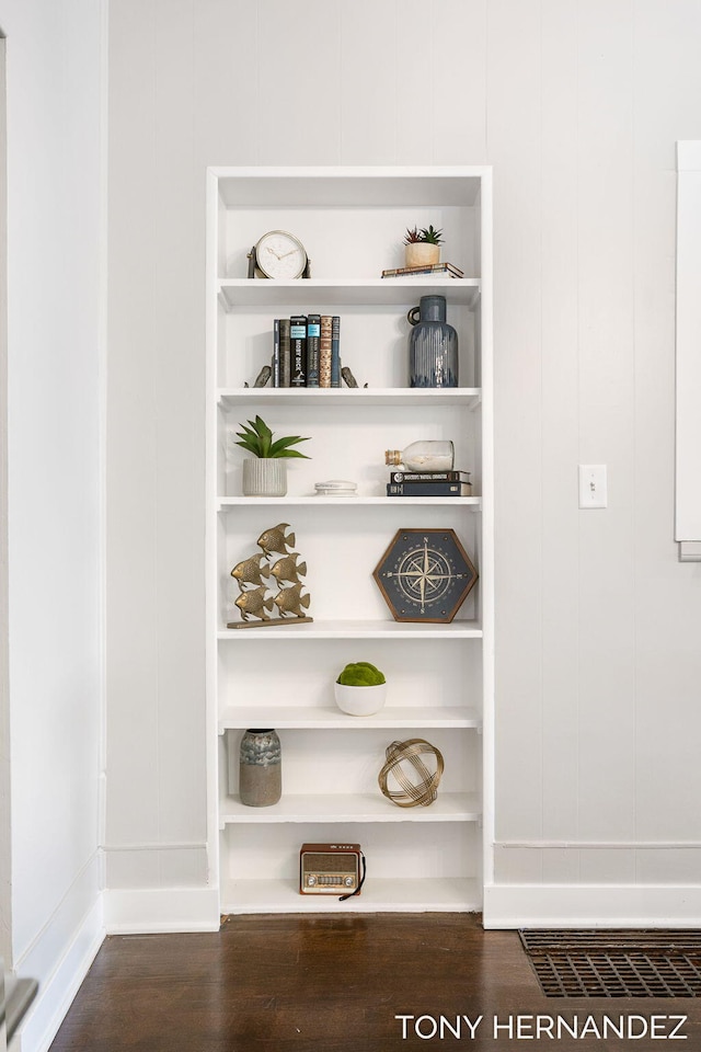 details with hardwood / wood-style floors