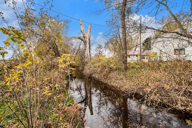 view of nature featuring a water view