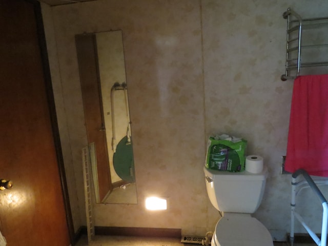 bathroom featuring toilet