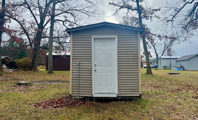 view of outdoor structure