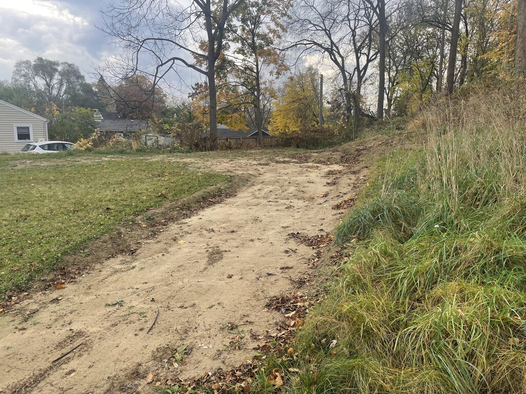 867 Hill St, Ypsilanti, MI 48197 - photo 2