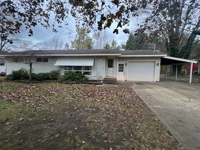 single story home featuring a garage