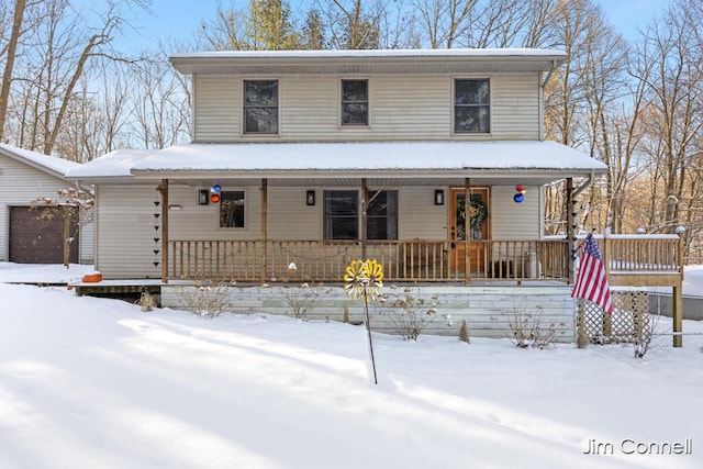 farmhouse-style home featuring covered porch