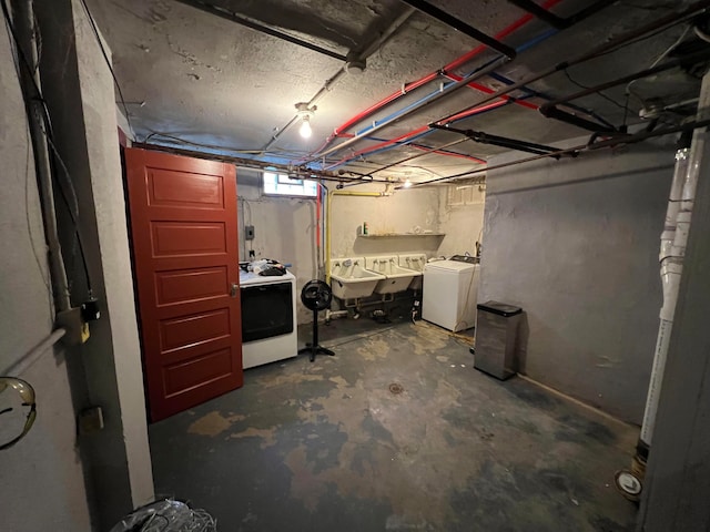 basement featuring separate washer and dryer