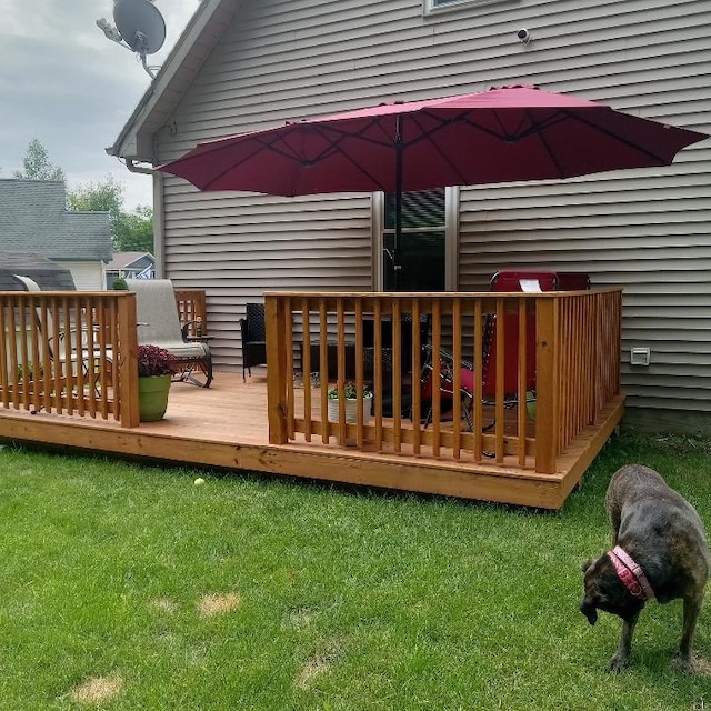 view of wooden deck