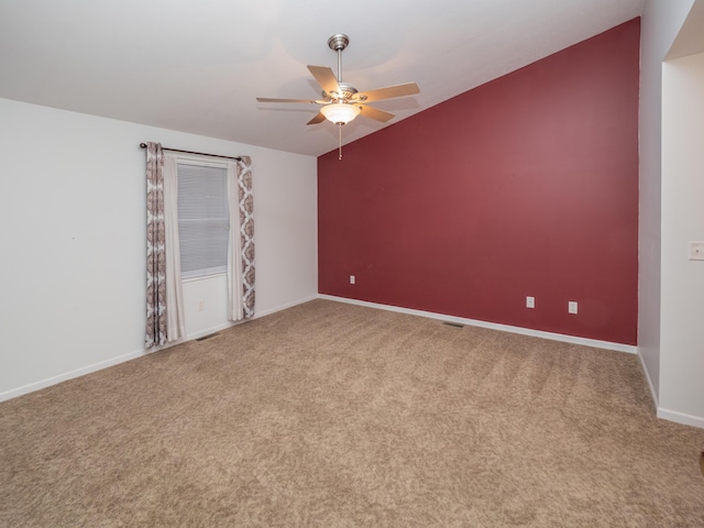 unfurnished room featuring carpet and ceiling fan