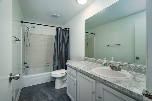 full bathroom with shower / bath combo with shower curtain, vanity, and toilet