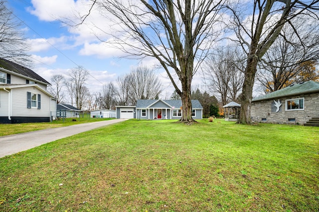 view of yard featuring a porch