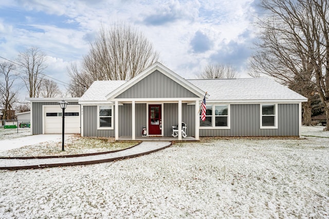 view of front facade with covered porch