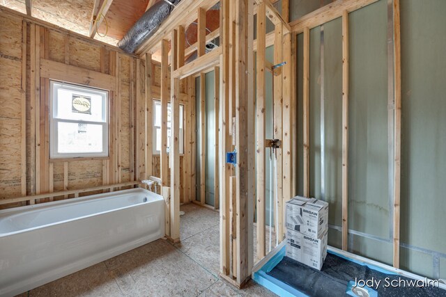 bathroom featuring a bathtub