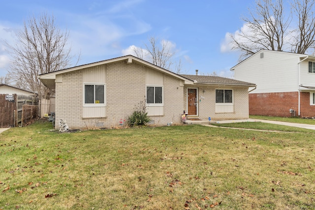 view of front of house featuring a front yard