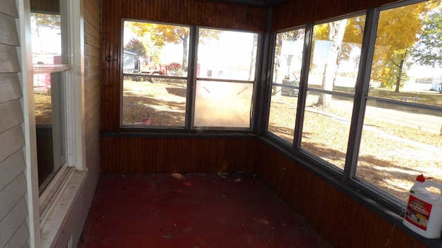 view of unfurnished sunroom