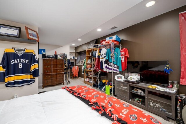 bedroom with carpet