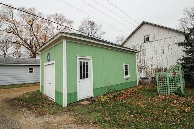 exterior space with an outbuilding