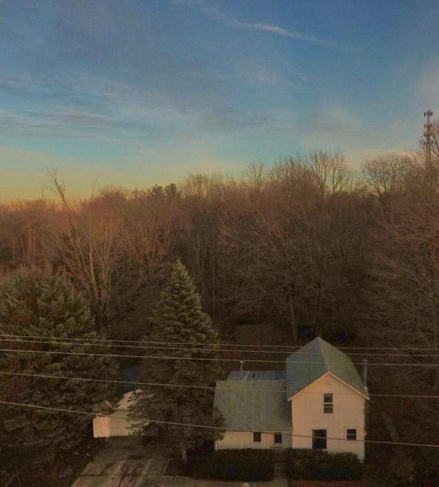 view of aerial view at dusk