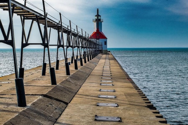 dock area featuring a water view