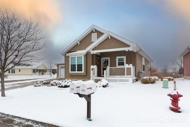 view of front of home with covered porch