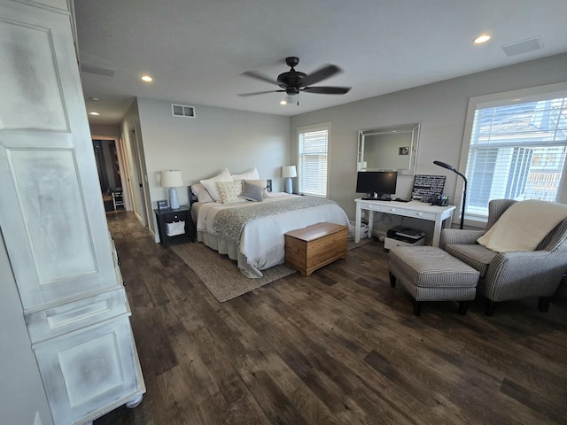 585 Crescent Dr, Holland, MI 49423 - bedroom featuring dark wood-style floors, recessed lighting, and a ceiling fan
