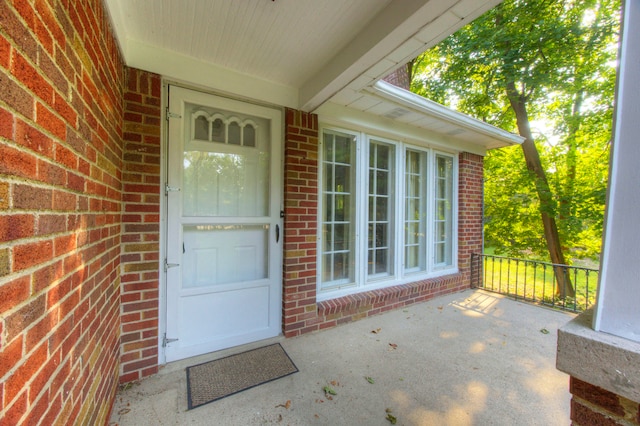 property entrance with a porch