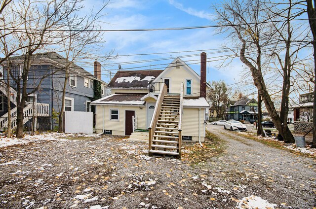 view of front of house