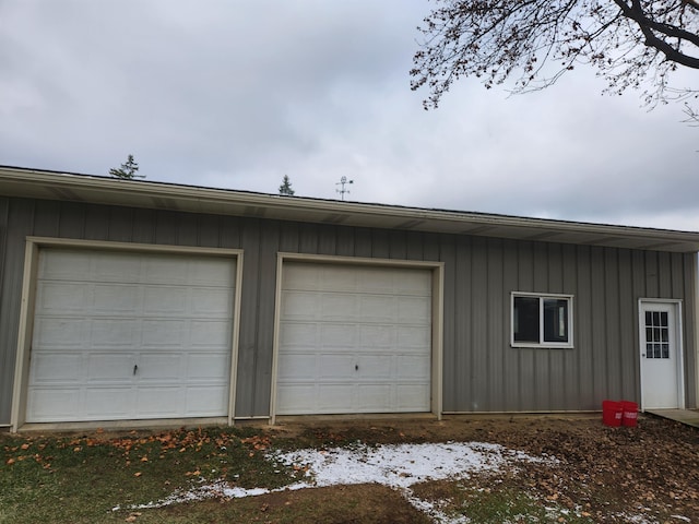 view of detached garage