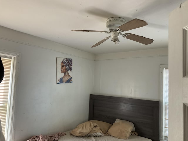 bedroom featuring ceiling fan