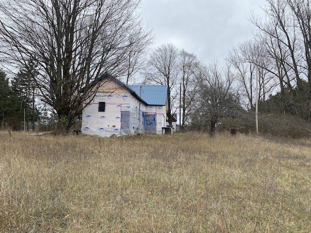 view of property exterior