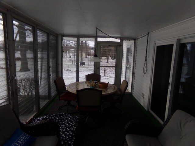 view of sunroom / solarium