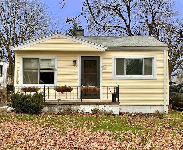 view of front of property