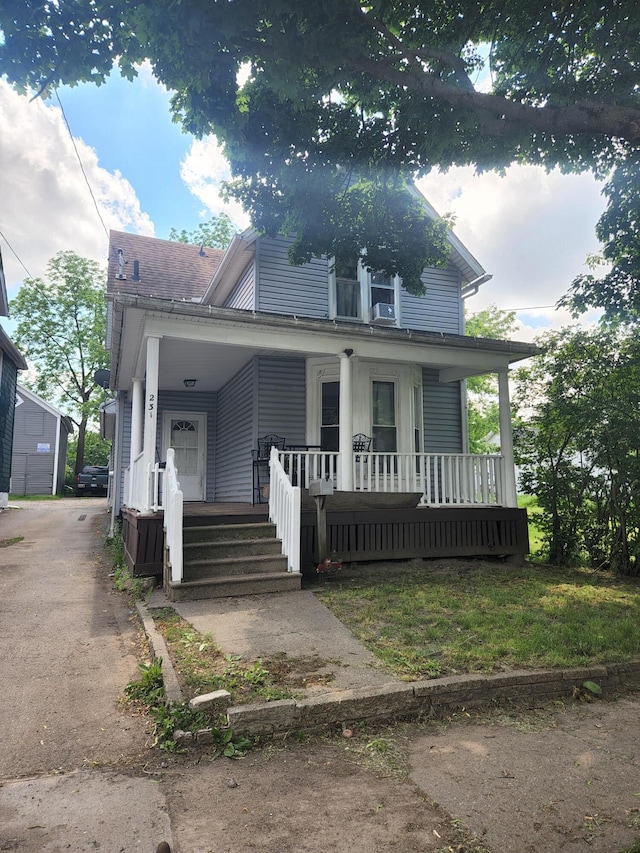 bungalow-style house featuring covered porch