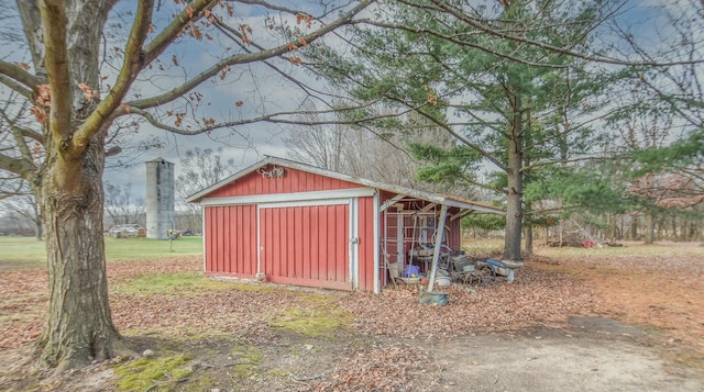 view of outdoor structure