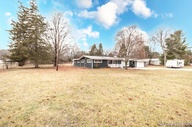 view of yard featuring a garage