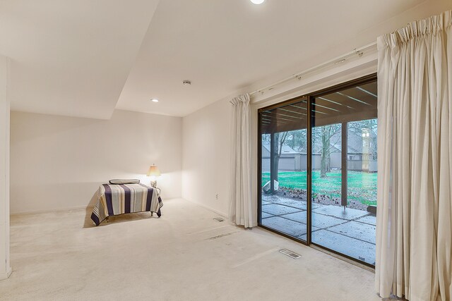 interior space featuring baseboards, recessed lighting, visible vents, and carpet