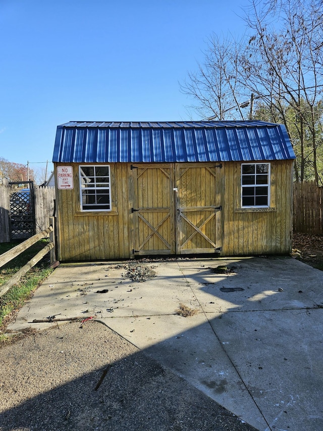 view of outdoor structure