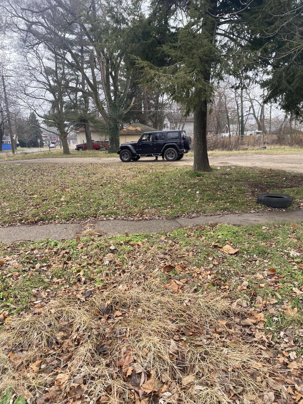 614 Pavone St, Benton Harbor, MI 49022