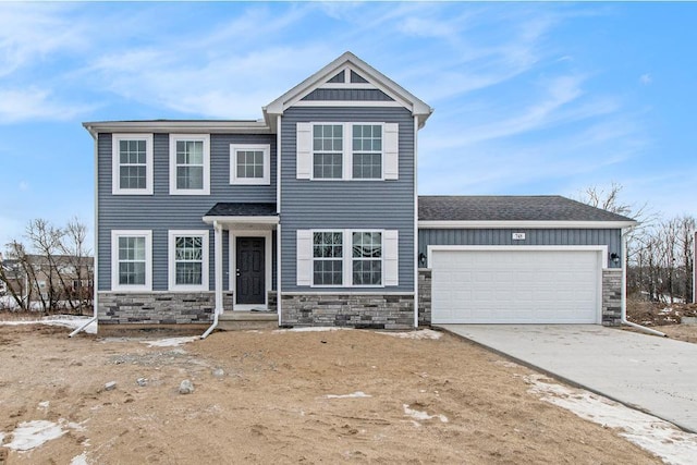 view of front of house featuring a garage