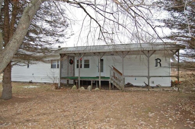 view of front of property