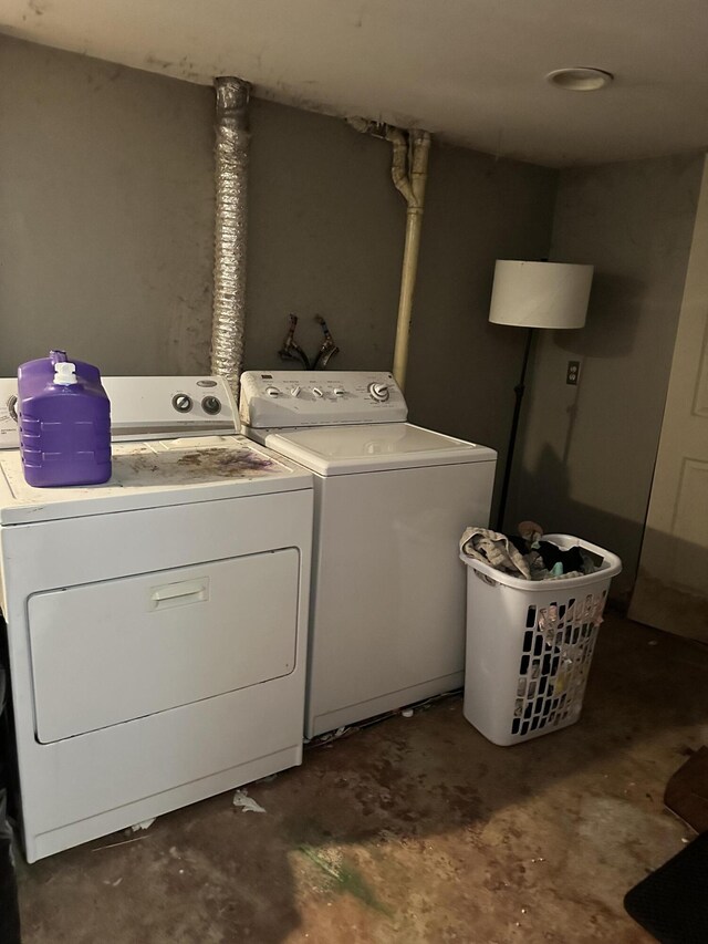 laundry area with washer and clothes dryer