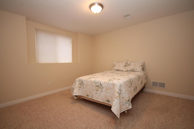 bedroom with carpet flooring