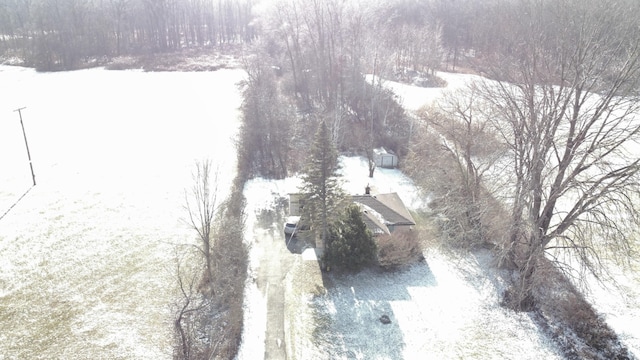 Listing photo 2 for 25679 Sibley Rd, Romulus MI 48174