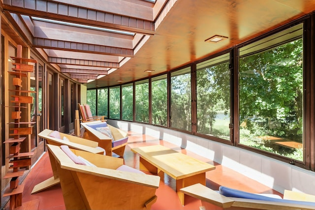 sunroom with a healthy amount of sunlight